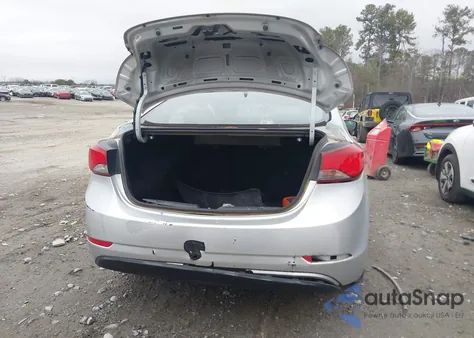 2015 Hyundai Elantra Se z USA, uszkodzony, nr VIN 5NPDH4AE2FH632943